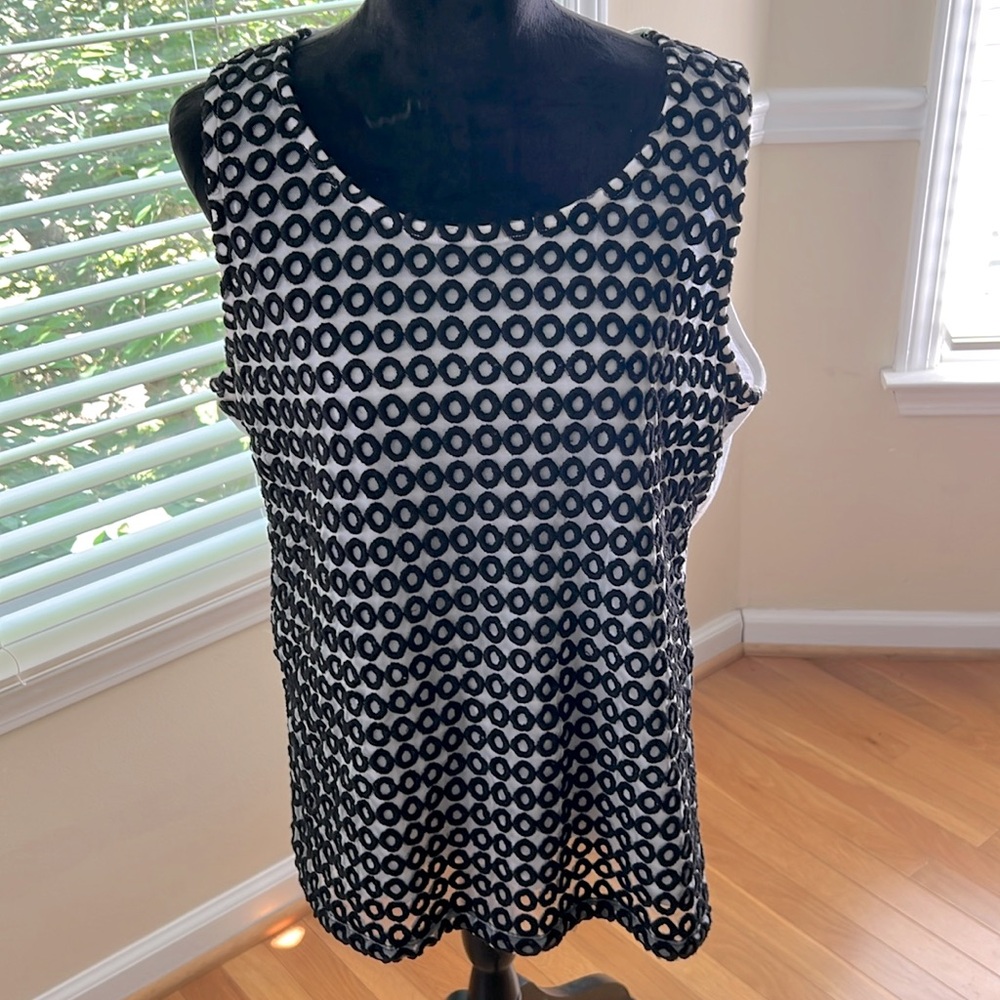 Chico’s black and white tank